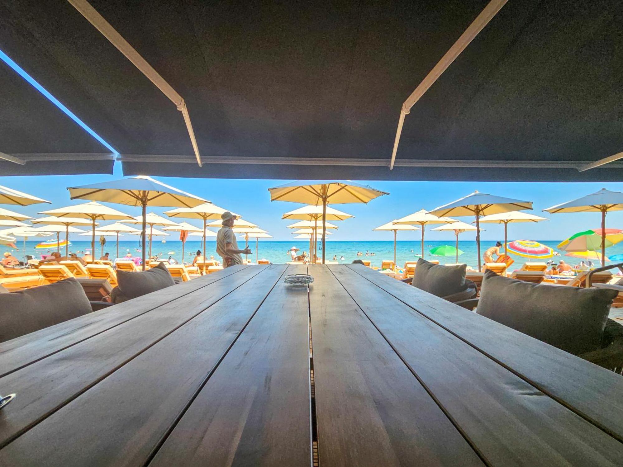 Akteon Girni Hotell Paralía Exteriör bild