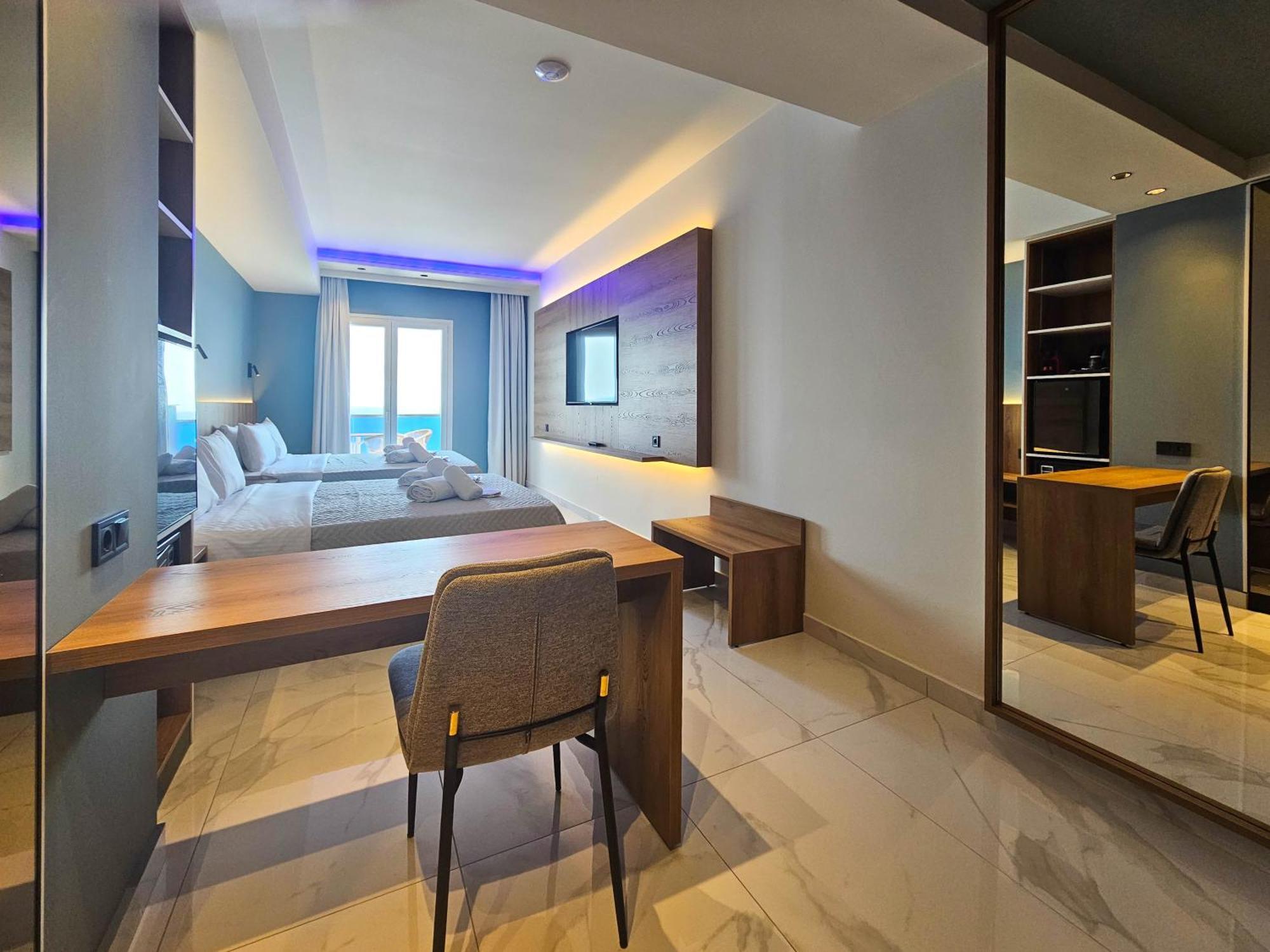 Akteon Girni Hotell Paralía Exteriör bild