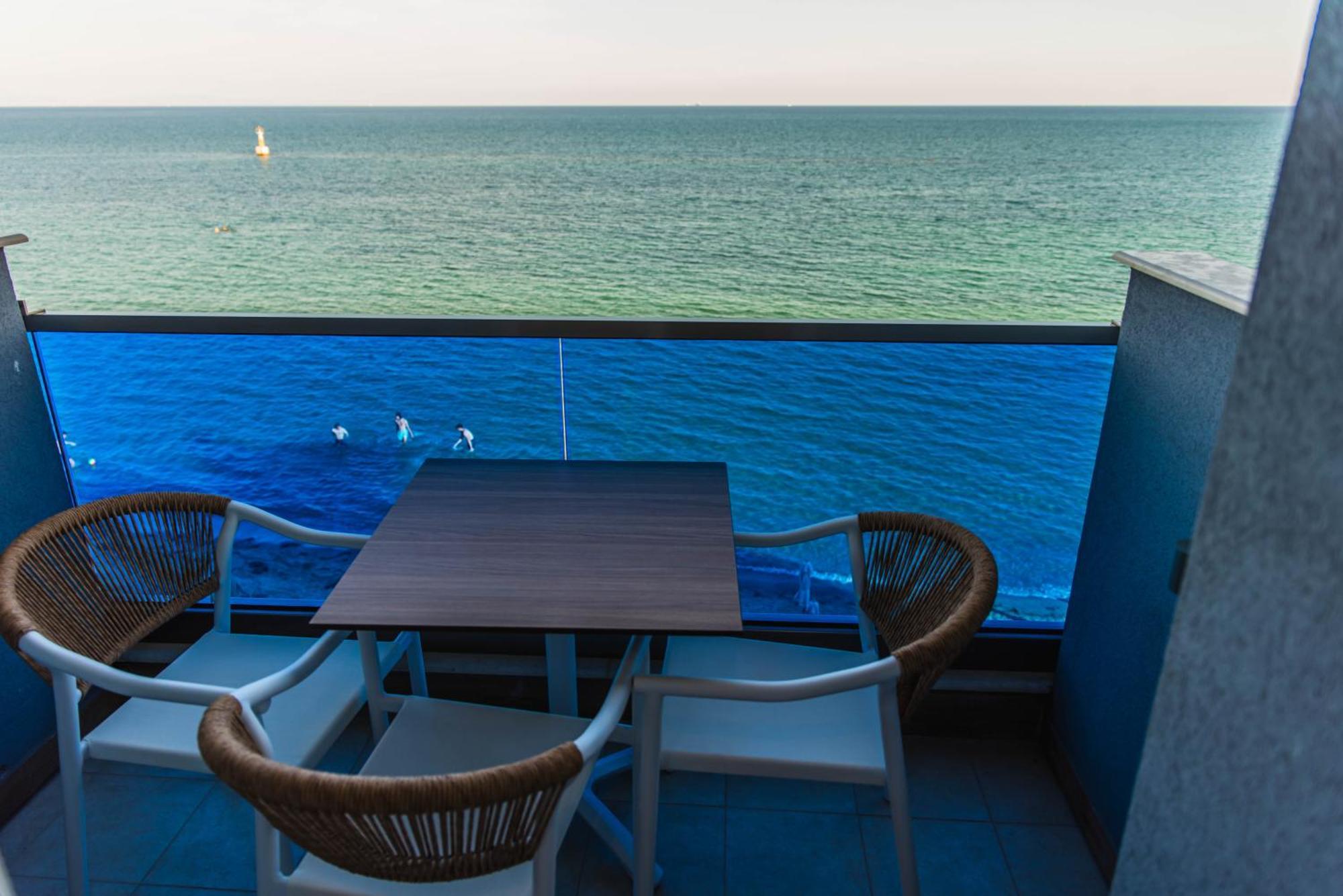 Akteon Girni Hotell Paralía Exteriör bild